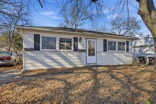 1231 N 54th Street, Lincoln, NE 68504