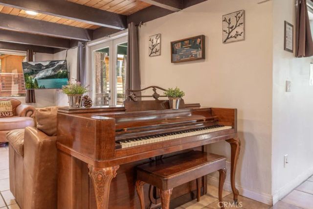 42598 Alta Vista Avenue, Big Bear Lake, CA 92315