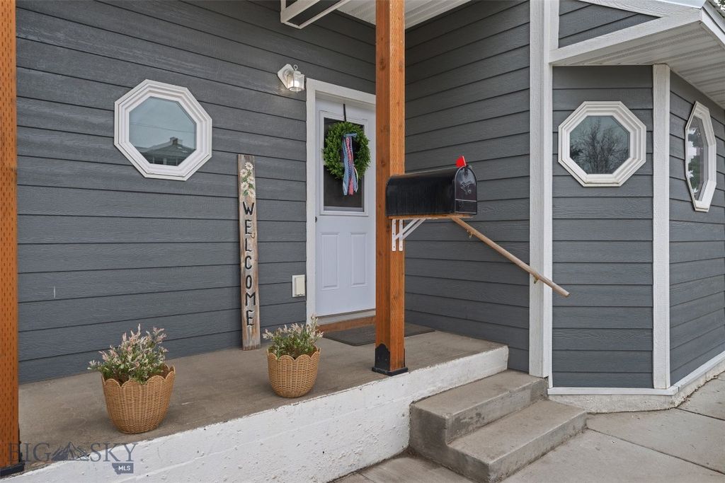 1256 E 2nd Street, Butte, MT 59701 photo 4
