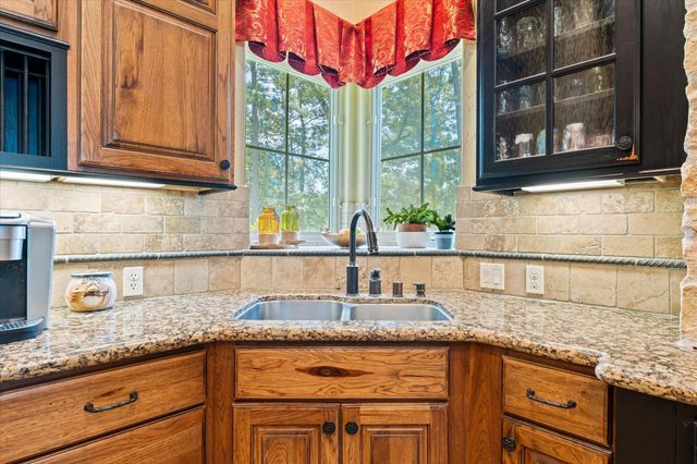 28422 Quiet Way, Magnolia, TX 77355