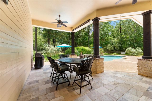 28422 Quiet Way, Magnolia, TX 77355