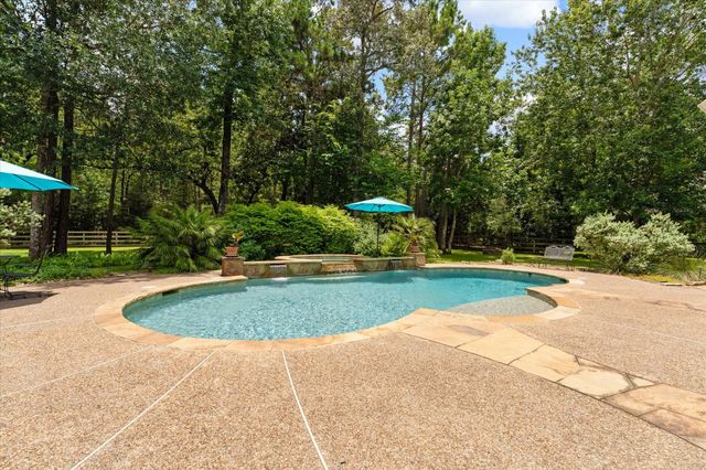 28422 Quiet Way, Magnolia, TX 77355