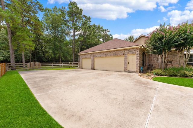 28422 Quiet Way, Magnolia, TX 77355