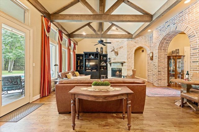 28422 Quiet Way, Magnolia, TX 77355