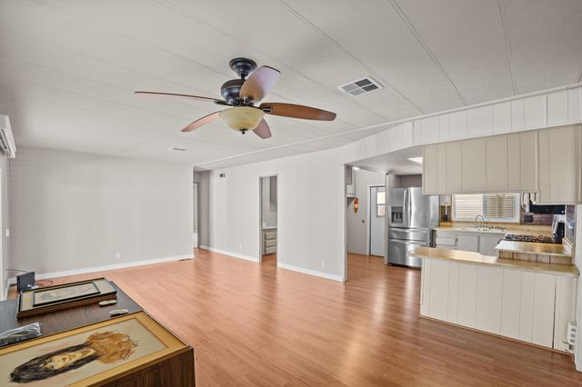 2627 W Midvalley Avenue #104, Visalia, CA 93277