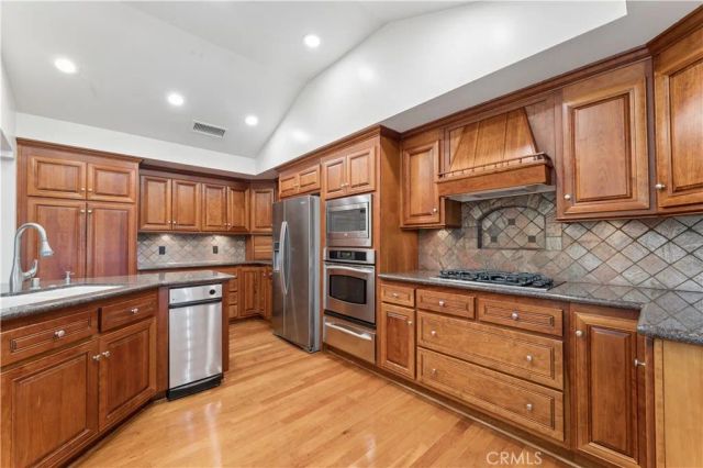 24302 Vista Ridge, Valencia, CA 91355