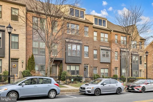 4638 WOODBERRY ST, Riverdale, MD 20737