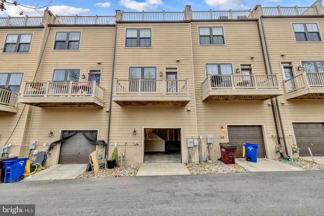 4638 WOODBERRY ST, Riverdale, MD 20737