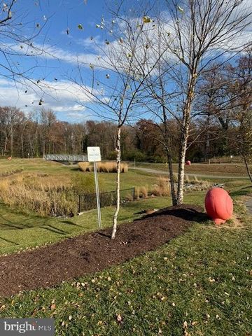 4638 WOODBERRY ST, Riverdale, MD 20737