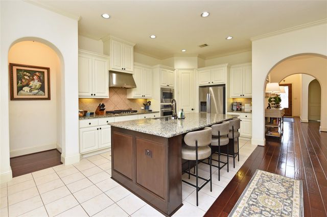 13117 Stoneleigh Terrace Drive, Houston, TX 77077