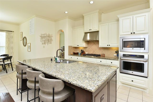 13117 Stoneleigh Terrace Drive, Houston, TX 77077