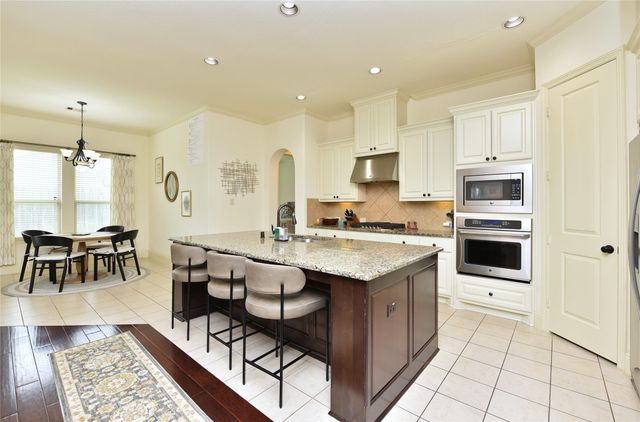 13117 Stoneleigh Terrace Drive, Houston, TX 77077