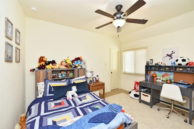 13117 Stoneleigh Terrace Drive, Houston, TX 77077