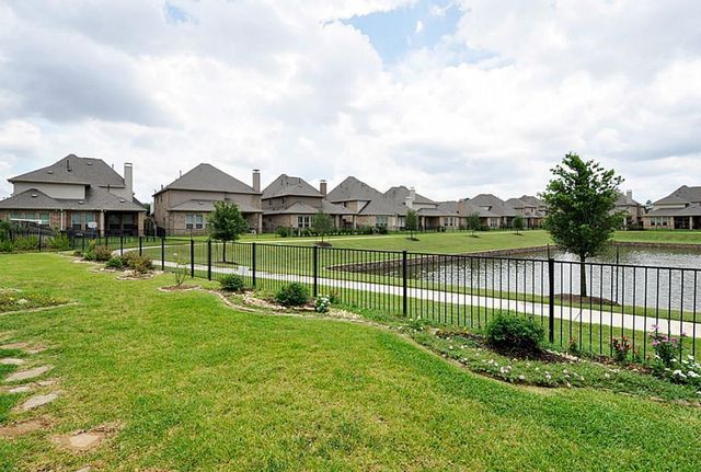 13117 Stoneleigh Terrace Drive, Houston, TX 77077