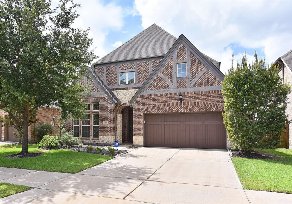 13117 Stoneleigh Terrace Drive, Houston, TX 77077