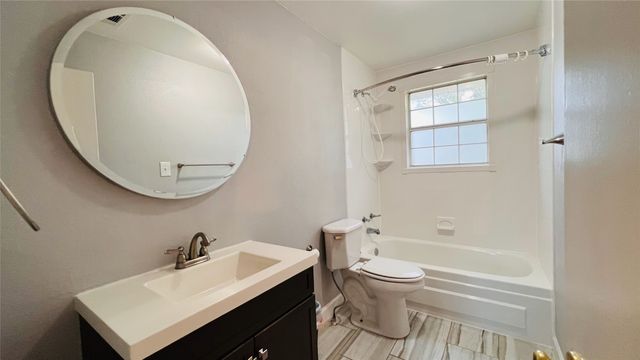 7301 Fishtrap Road, Cross Roads, TX 76227