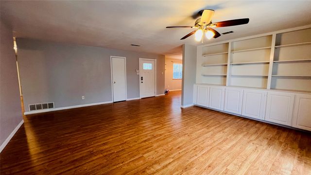 7301 Fishtrap Road, Cross Roads, TX 76227