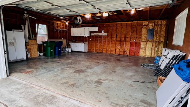 7301 Fishtrap Road, Cross Roads, TX 76227