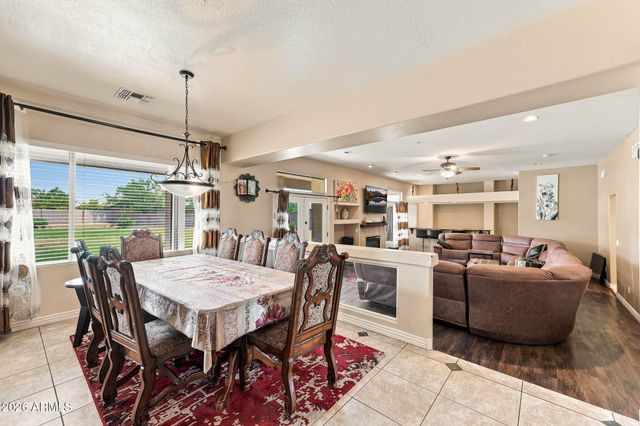 7910 W BRIDEN Lane, Peoria, AZ 85383