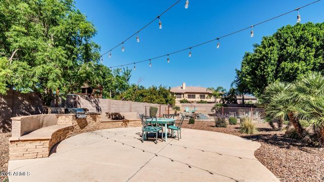 7910 W BRIDEN Lane, Peoria, AZ 85383