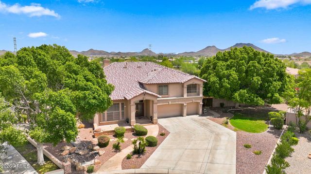 7910 W BRIDEN Lane, Peoria, AZ 85383