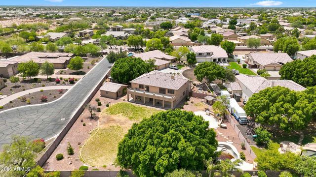 7910 W BRIDEN Lane, Peoria, AZ 85383