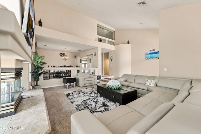 7910 W BRIDEN Lane, Peoria, AZ 85383
