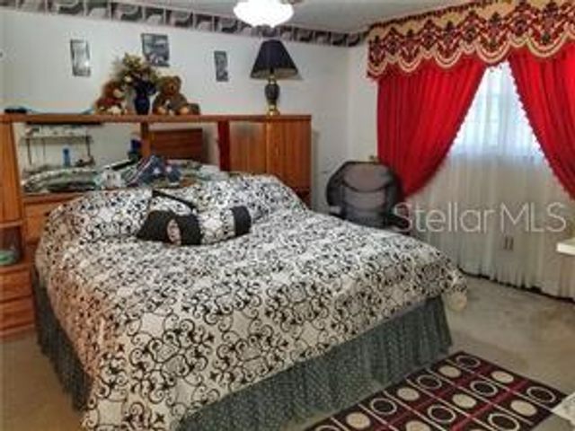 8301 N RIVER OAKS COURT, Tampa, FL 33617