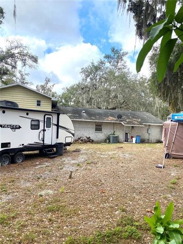 8301 N RIVER OAKS COURT, Tampa, FL 33617