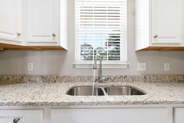 5094 Wyncie Wynd, Southport, NC 28461