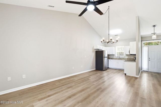 5094 Wyncie Wynd, Southport, NC 28461