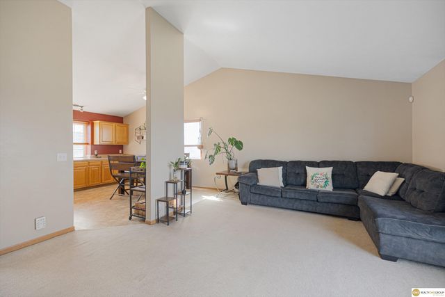 5928 S 186 Avenue, Omaha, NE 68135