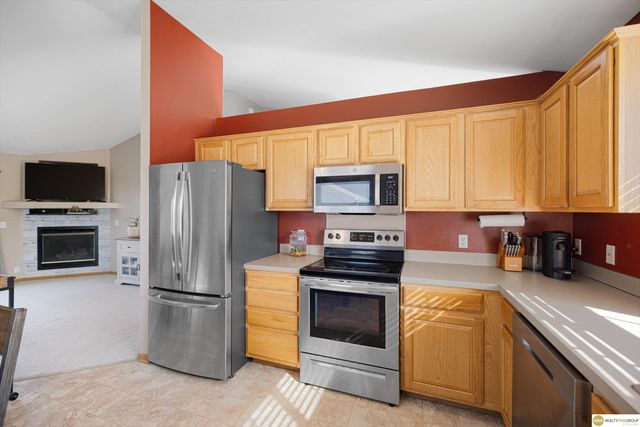 5928 S 186 Avenue, Omaha, NE 68135