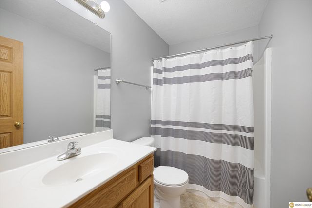 5928 S 186 Avenue, Omaha, NE 68135