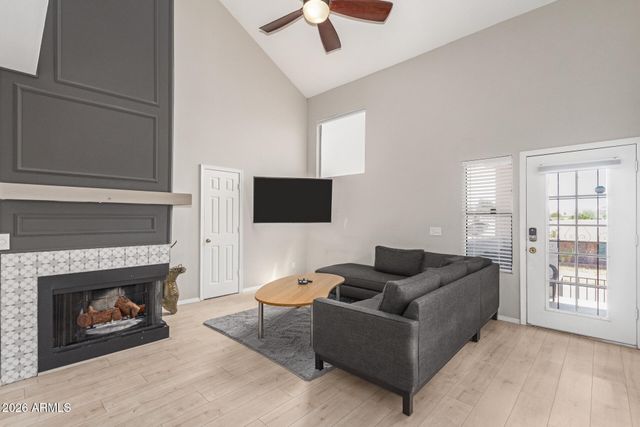 19820 N 13TH Avenue 236, Phoenix, AZ 85027