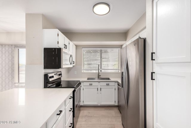 19820 N 13TH Avenue 236, Phoenix, AZ 85027