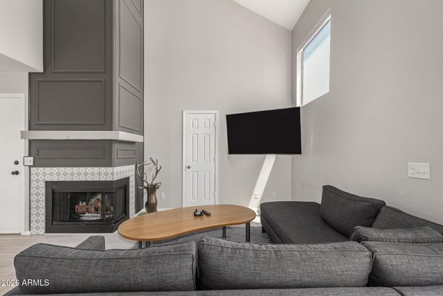 19820 N 13TH Avenue 236, Phoenix, AZ 85027