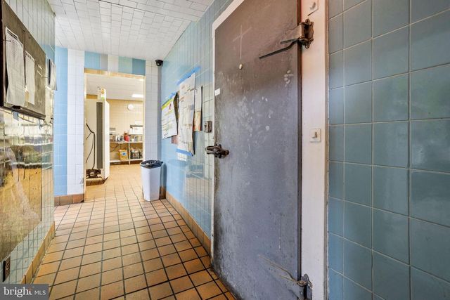 363 WHEAT RD, Vineland, NJ 08360