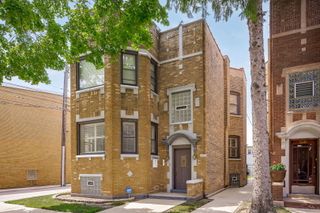 5614 N Campbell Avenue, Chicago, IL 60659