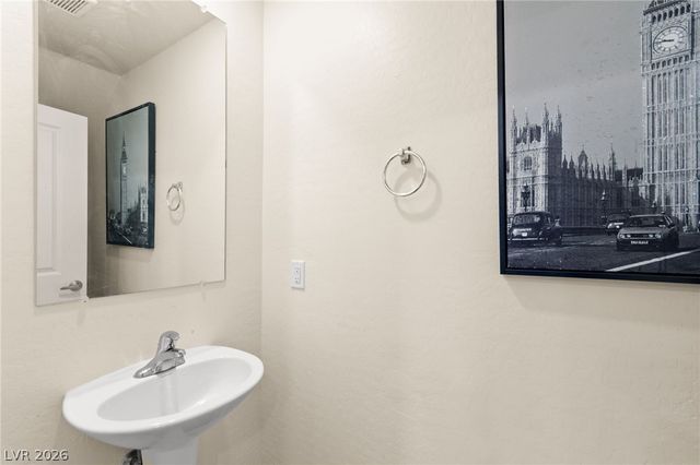 6256 Clackamas Court, Las Vegas, NV 89122