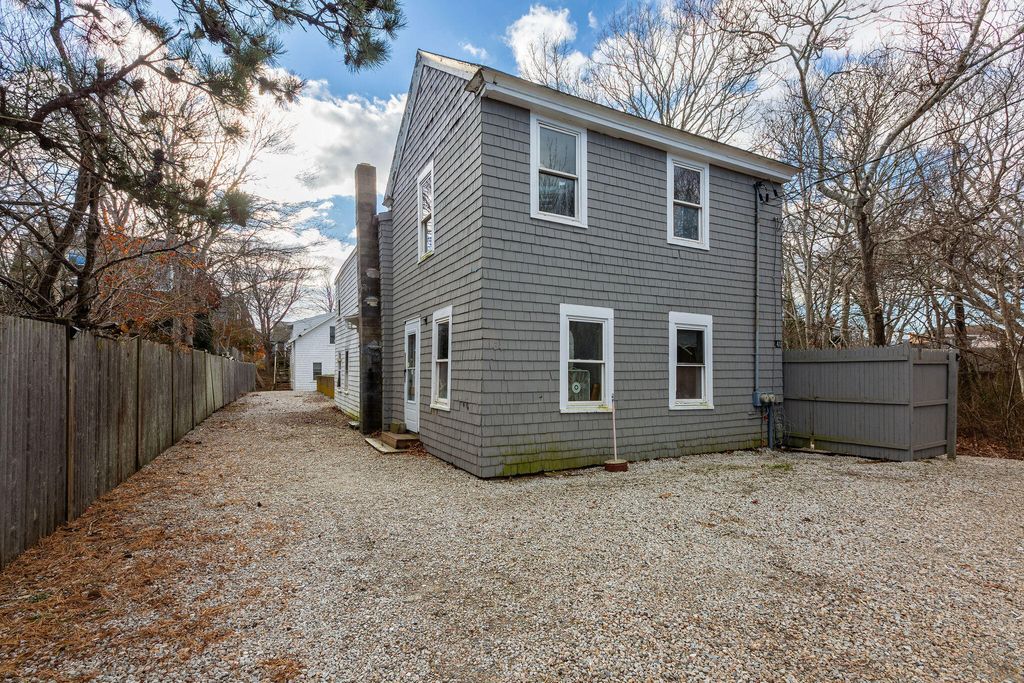 341 Bradford Street, Provincetown, MA 02657