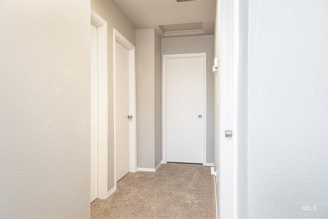 835 W Heather Woods Dr, Nampa, ID 83686