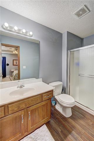 1633 SW Highland Drive, Lee's Summit, MO 64081