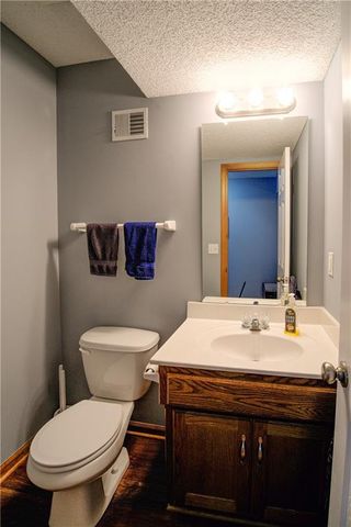 1633 SW Highland Drive, Lee's Summit, MO 64081