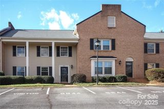 6844 Dumbarton Drive, Charlotte, NC 28210