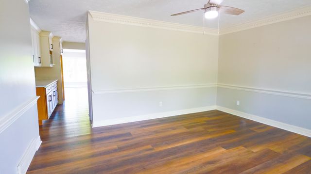 2833 Winter Garden, Lexington, KY 40517