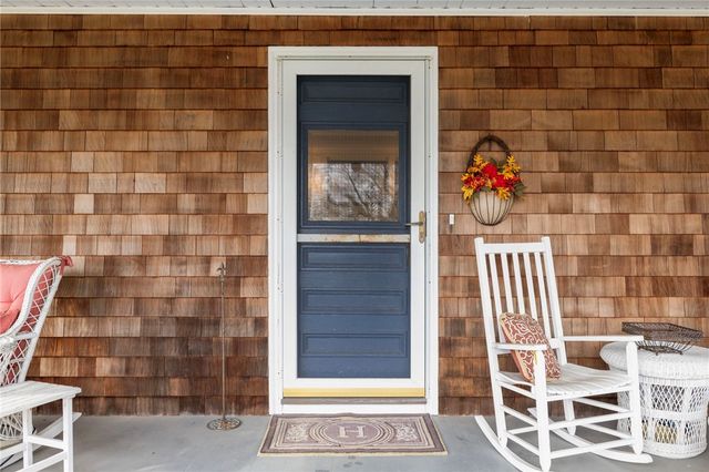 63 Longfellow Road, Jamestown, RI 02835