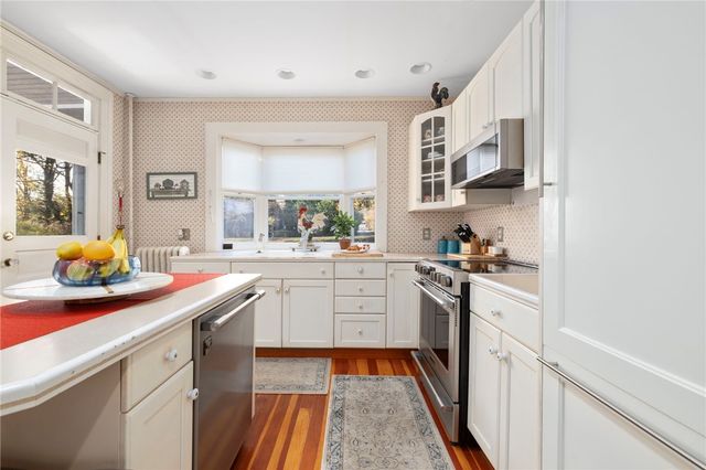 63 Longfellow Road, Jamestown, RI 02835