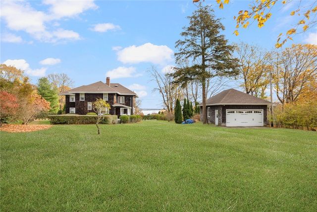 63 Longfellow Road, Jamestown, RI 02835