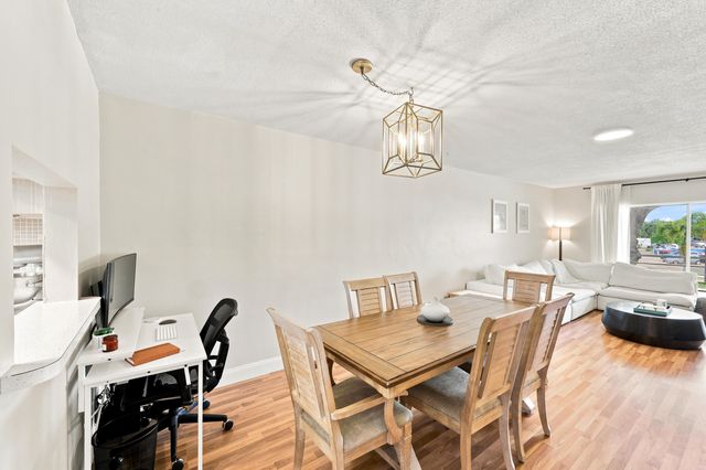 415 U.s. Highway 1 203, North Palm Beach, FL 33408